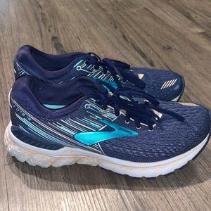 Brooks Adrenaline Running Shoes